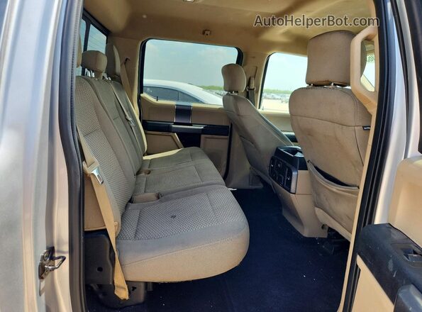 1FTEW1CF0HFB09562 2017 FORD F150 Silver უკანა სავარძლების ხედი