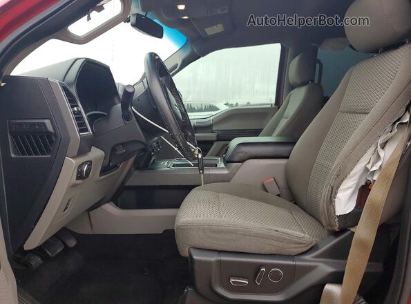 1FTEW1CF3HKC96397 2017 FORD F150 Красный Вид салона спереди