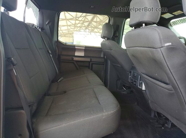 1FTEW1CF4HFA18648 2017 FORD F150 White Widok tylnych siedzeń