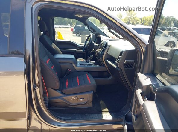 1FTEW1CF8HFB54538 2017 FORD F150 Gray Vista interior delantera