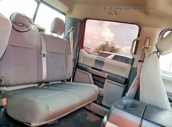 1FTEW1CG7JFE39200 2018 FORD F150 Red Rear seats view