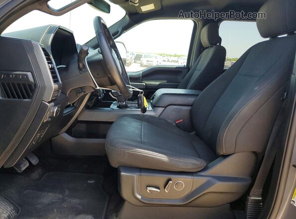 1FTEW1CG8JFB51797 2018 FORD F150 Gray Widok wnętrza z przodu