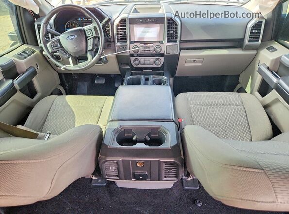 1FTEW1CP1HFB99586 2017 FORD F150 Коричневый Вид панели приборов