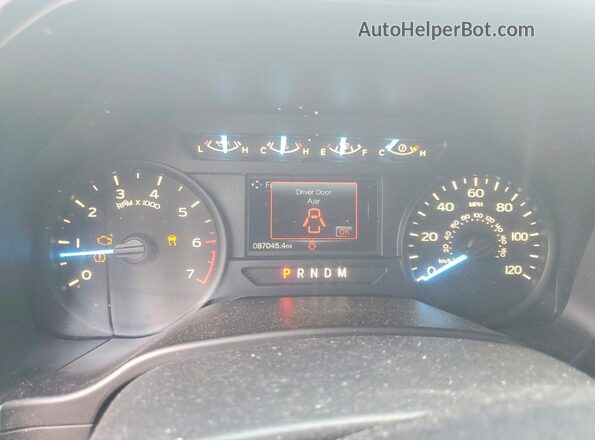 1FTEW1CP2JFC69070 2018 FORD F150 Черный Вид щитка приборов