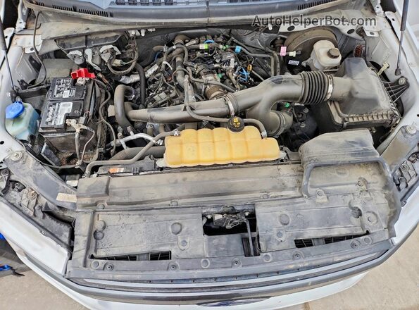1FTEW1CP2KKD13044 2019 FORD F150 White უკანა სალონის ხედი