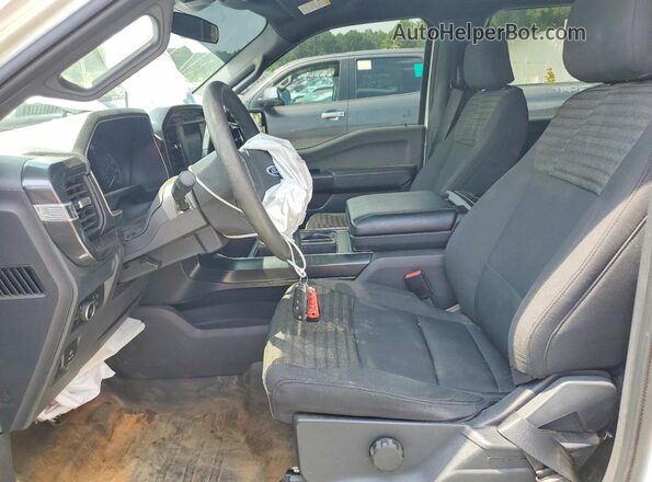 1FTEW1CP4PKD99562 2023 FORD F150 White Սալոնի դիմացի տեսք