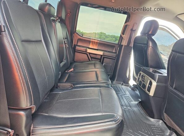 1FTEW1CP5JFE14313 2018 FORD F150 Gray Widok tylnych siedzeń