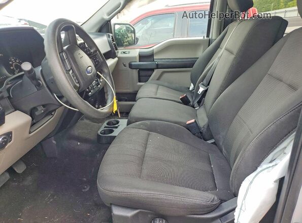 1FTEW1CP5KKD95867 2019 FORD F150 Silver Front interior view