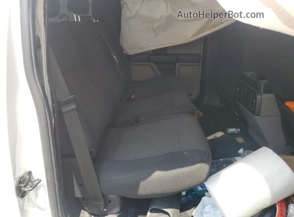 1FTEW1CP8HFC81623 2017 FORD F150 White Vista de los asientos traseros