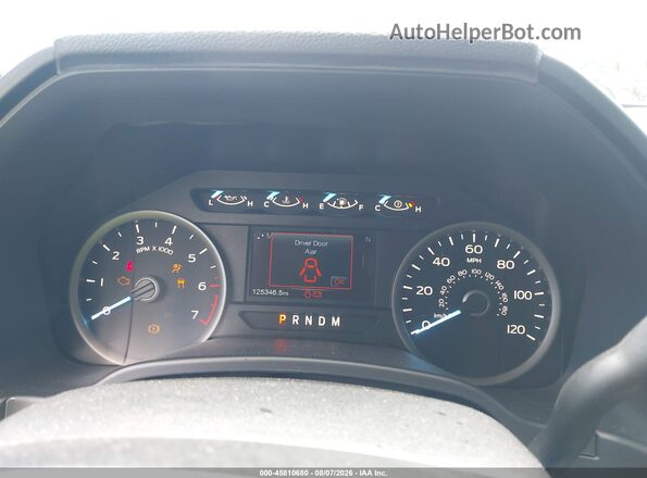 1FTEW1E40KFC61196 2019 FORD F150 Red Widok tylnych siedzeń