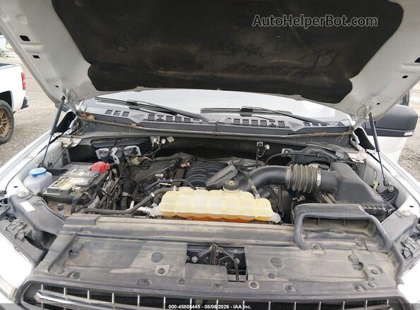 1FTEW1E50JFD24188 2018 FORD F150 White Widok z tyłu