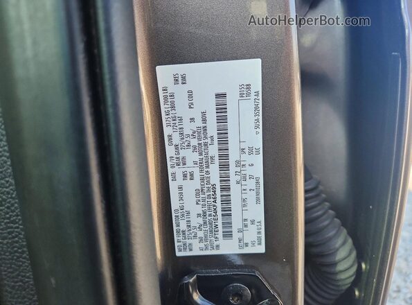 1FTEW1E54KFA65495 2019 FORD F150 Tan Vista del compartimento del motor