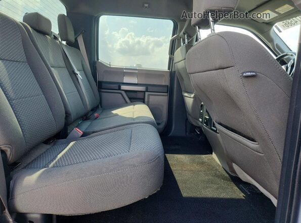 1FTEW1E55JKC12591 2018 FORD F150 White Vista de los asientos traseros