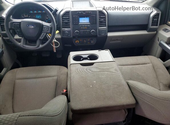 1FTEW1E56JKC86246 2018 FORD F150 Серебряный Вид панели приборов
