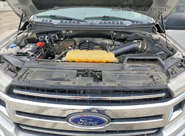 1FTEW1E56JKC86246 2018 FORD F150 Серебряный Вид задней части салона