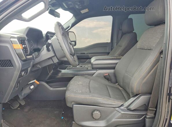 1FTEW1E81NFB12318 2022 FORD F150 Black Вид салону спереду