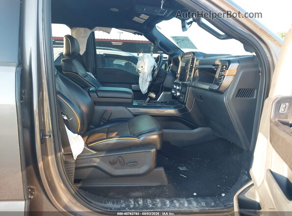 1FTEW1E83NFC20472 2022 FORD F150 Brown Front interior view