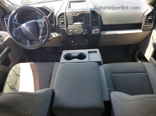 1FTEW1E88HKD01950 2017 FORD F150 Черный Вид панели приборов