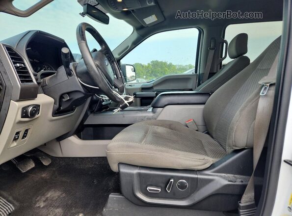 1FTEW1EB1JFB83511 2018 FORD F150 White Widok wnętrza z przodu