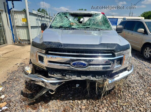 1FTEW1EB3JKE81114 2018 FORD F150 Silver Widok z przodu