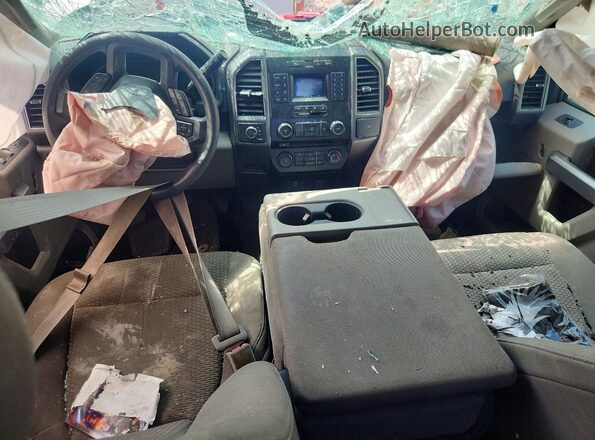 1FTEW1EB3JKE81114 2018 FORD F150 Silver Widok deski rozdzielczej