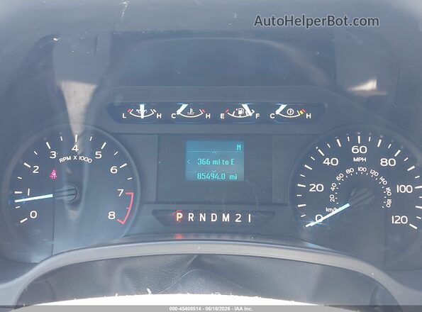 1FTEW1EB4JKF08496 2018 FORD F150 White Vista de los asientos traseros