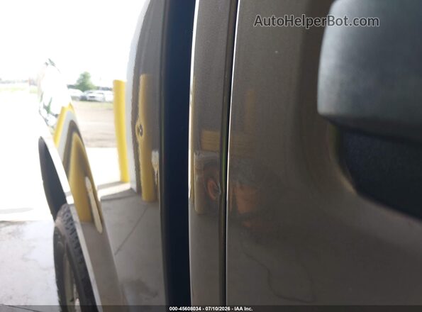 1FTEW1EB6JKE38354 2018 FORD F150 Gold Widok wnętrza z tyłu