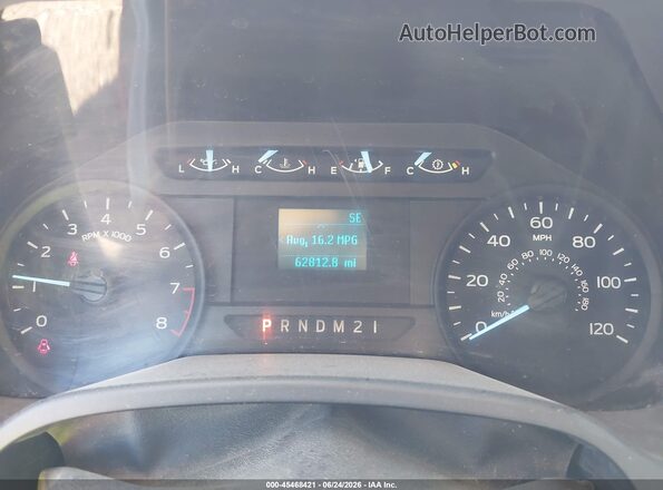 1FTEW1EBXJFD04956 2018 FORD F150 Red Widok tylnych siedzeń