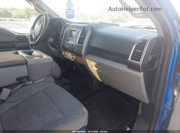 1FTEW1EF1HFA11721 2017 FORD F150 Blue Widok wnętrza z przodu