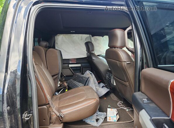 1FTEW1EF1HFA97743 2017 FORD F150 Black Vista de los asientos traseros