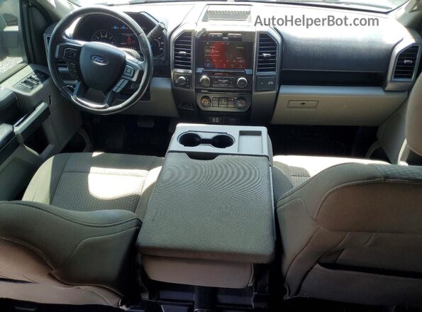 1FTEW1EF3HFB16227 2017 FORD F150 Silver Widok deski rozdzielczej