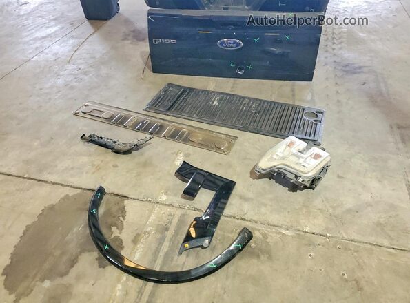 1FTEW1EG1GFC37409 2016 FORD F150 Black Engine compartment view