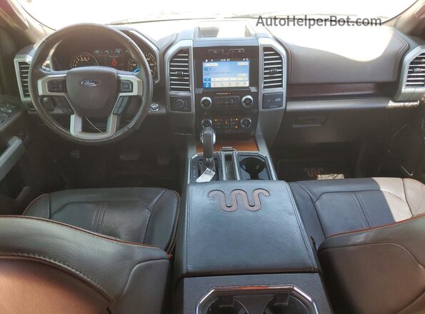 1FTEW1EG2HFC88631 2017 FORD F150 White Widok deski rozdzielczej