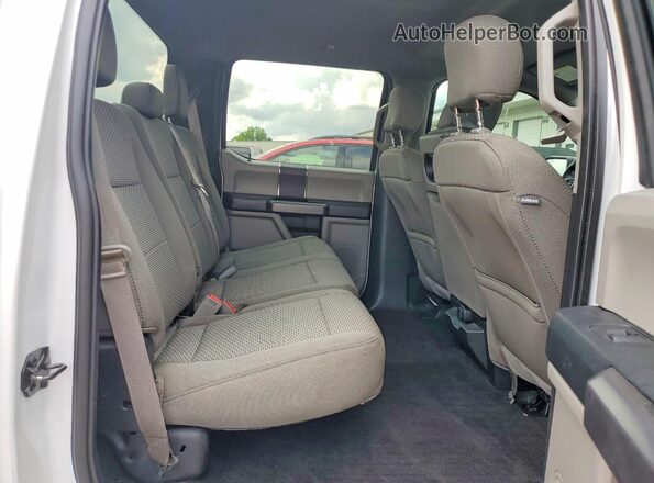 1FTEW1EG3JFD54285 2018 FORD F150 White Widok tylnych siedzeń
