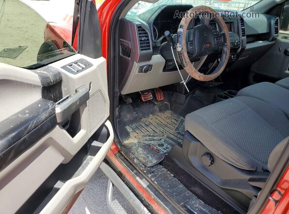 1FTEW1EG7HKC65658 2017 FORD F150 Красный Вид панели приборов