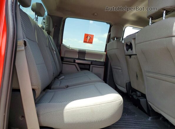 1FTEW1EG7HKC65658 2017 FORD F150 Красный Вид задних сидений