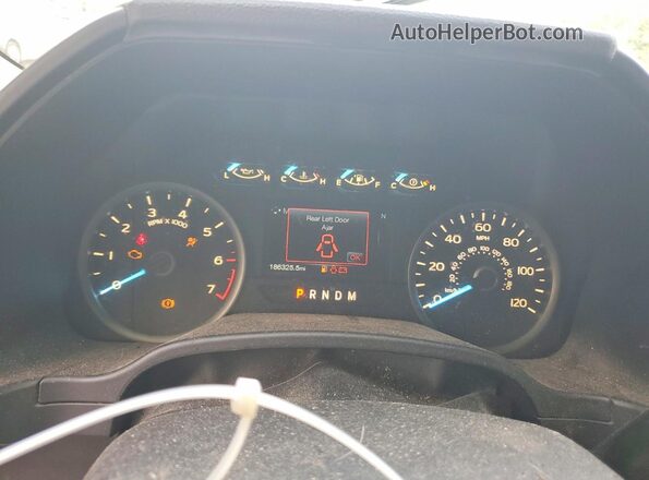 1FTEW1EG9JFC38217 2018 FORD F150 Бежевый Вид щитка приборов