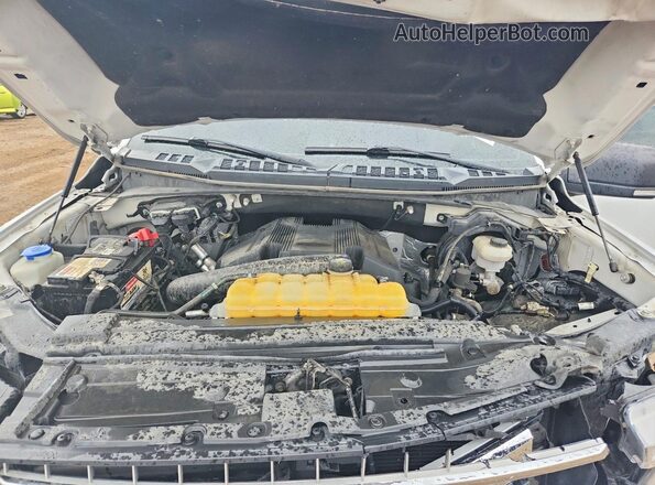1FTEW1EG9JFD41802 2018 FORD F150 White Вид задньої частини салону