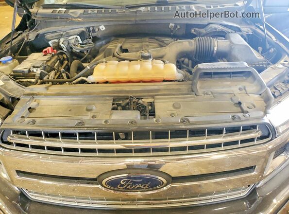 1FTEW1EP2JFB04150 2018 FORD F150 Black უკანა სალონის ხედი