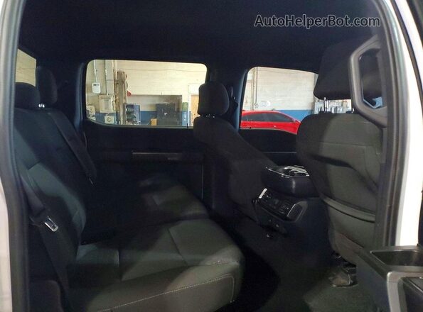 1FTEW1EP2PFA40166 2023 FORD F150 White Vista de los asientos traseros