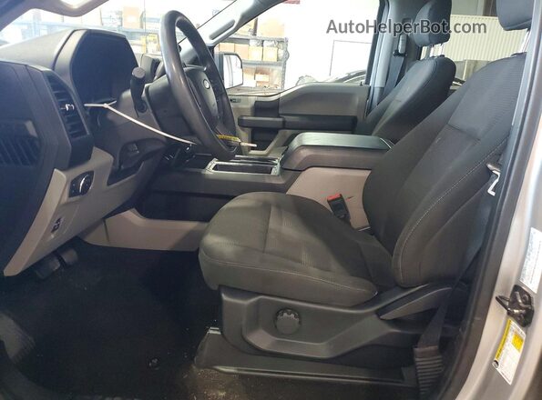1FTEW1EP4JFD43263 2018 FORD F150 Silver Вид салону спереду