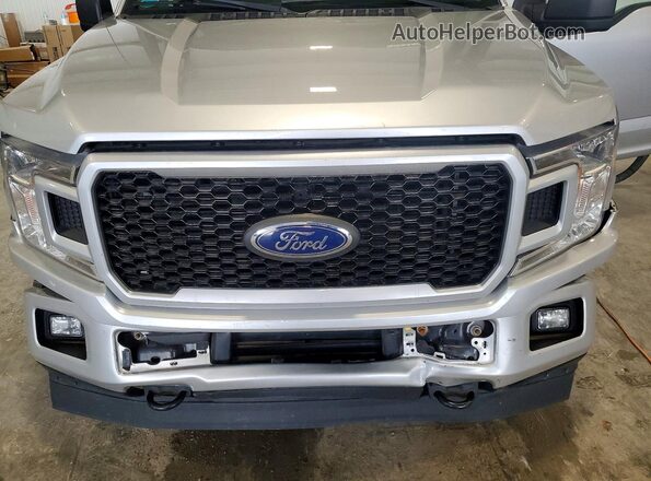 1FTEW1EP4JFD43263 2018 FORD F150 Silver Вид задньої частини салону