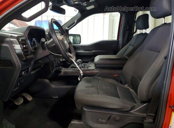 1FTEW1EP5PKE80552 2023 FORD F150 Red წინა სალონის ხედი