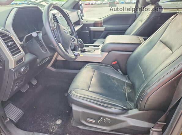 1FTEW1EP7HFA13739 2017 FORD F150 Black Widok wnętrza z przodu
