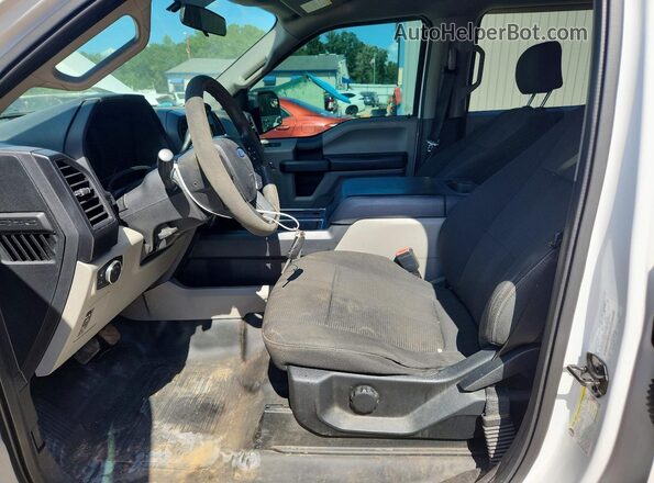 1FTEW1EP7JFC92566 2018 FORD F150 White Front interior view