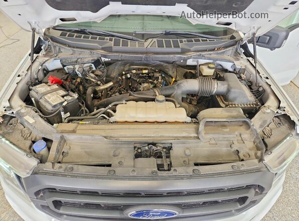 1FTEW1EP7NFA66372 2022 FORD F150 White Rear interior view