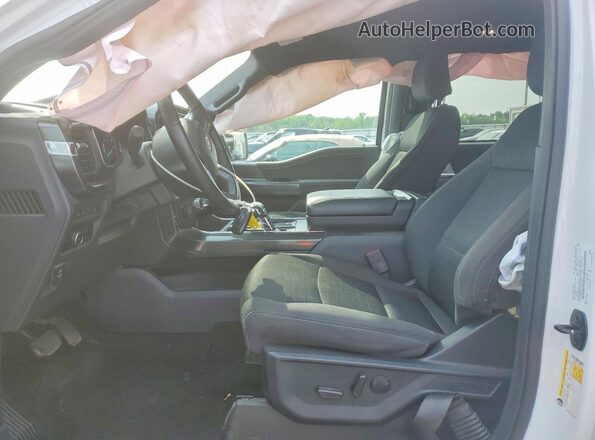 1FTEW1EP7PFB08185 2023 FORD F150 White Widok wnętrza z przodu