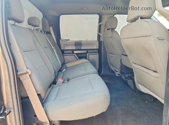 1FTEW1EP9JKC11350 2018 FORD F150 Gray Widok tylnych siedzeń