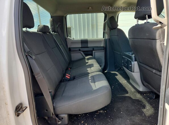 1FTEW1EP9JKC79874 2018 FORD F150 Белый Вид задних сидений
