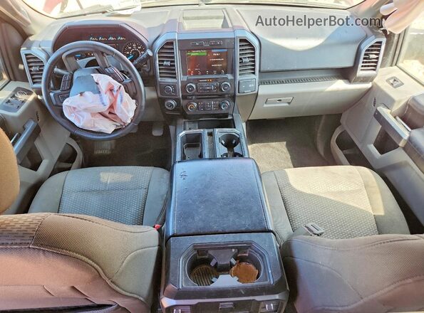 1FTEW1EP9JKD28409 2018 FORD F150 Red Vista del salpicadero